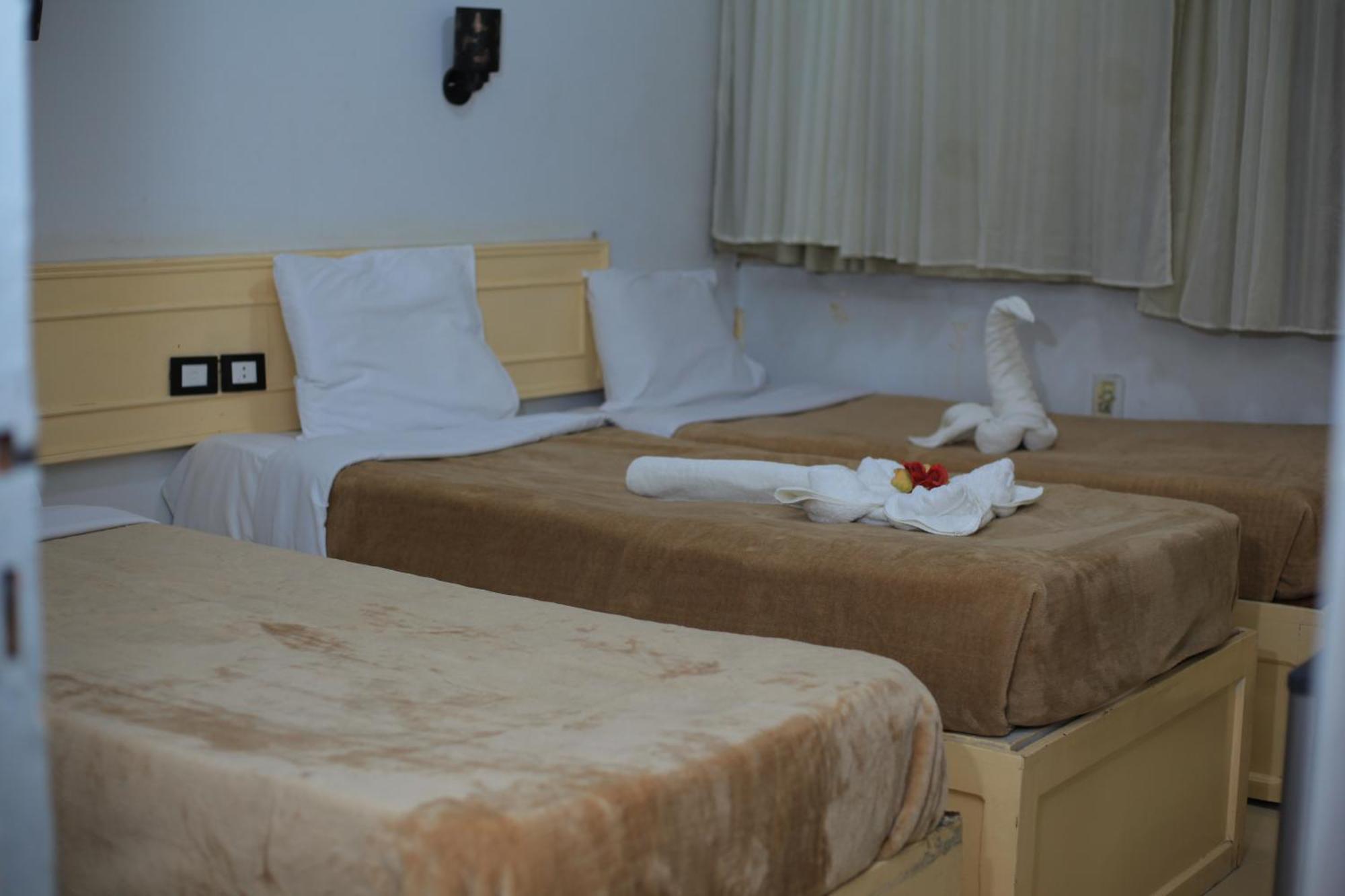 Oscar Hotel Асуан Екстериор снимка