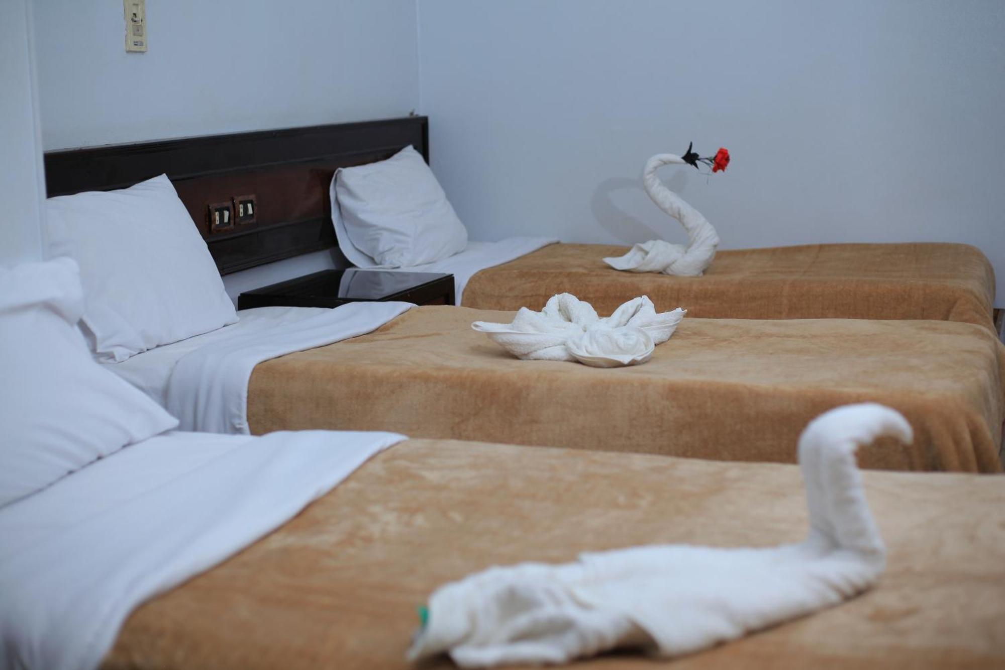 Oscar Hotel Асуан Екстериор снимка